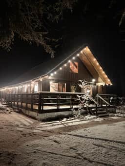 Cozy Wellness Cabin Retreat near Roslyn - Image 2