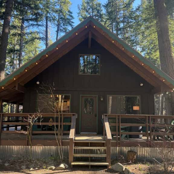 Cozy Wellness Cabin Retreat near Roslyn - Image 1